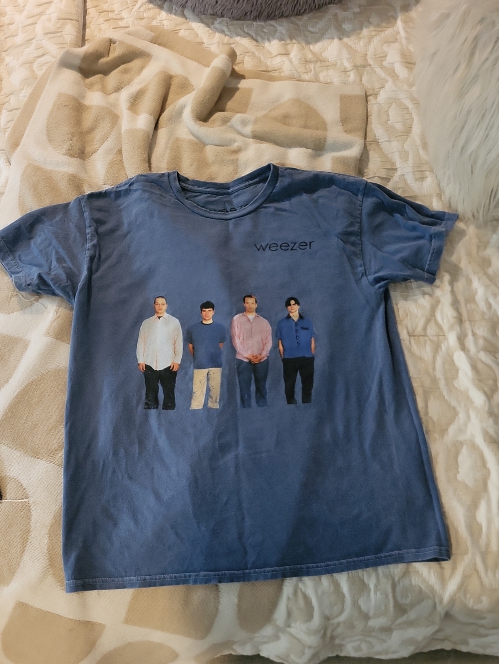 Vintage 90's Weezer Graphic Band T-Shirt - Picture 2 of 3